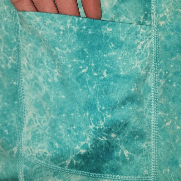 Victoria secret leggings - Picture 3 of 4